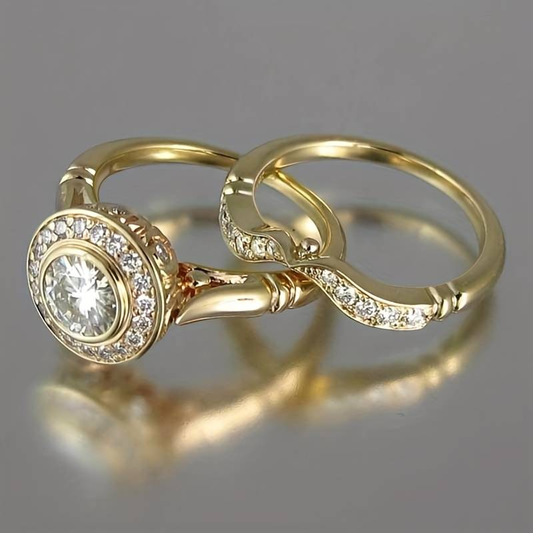 Elegant Vintage Gold Ring Set with Sparkling Zirconia Accents