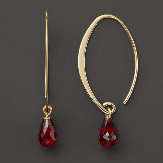 Stunning Vintage Earrings Featuring Radiant Red Crystals and Chic Gold Details