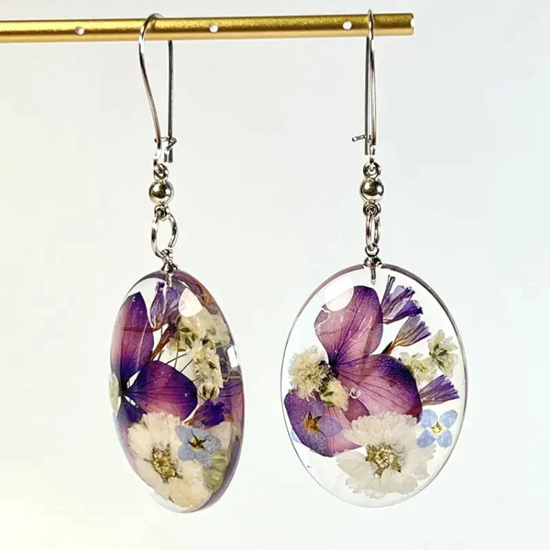 Chic Vintage Floral Crystal Earrings Crafted from Premium Sterling Silver