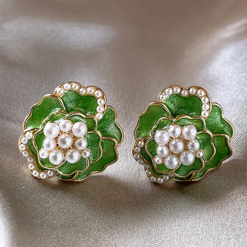 Stunning Green Enamel Pearl Earrings - A Touch of Elegance