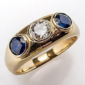 Stunning Vintage Blue Inlay Glass Zirconia Gold Ring