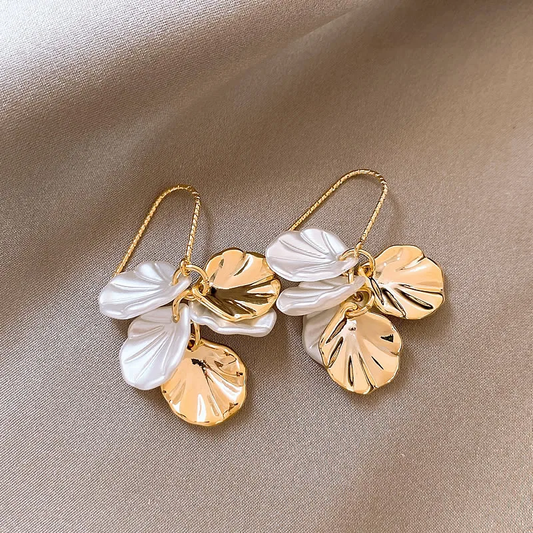 Chic White and Gold Petal Earrings for a Touch of Elegance