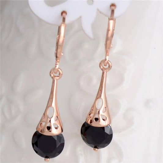 Chic Long Drop Vintage Black Earrings for a Timeless Look
