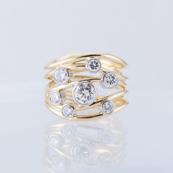 Elegant, multi-layered ring with high-quality vintage crystals