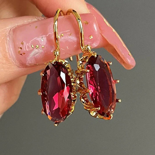 Chic Vintage Gold Red Earrings for a Touch of Elegance
